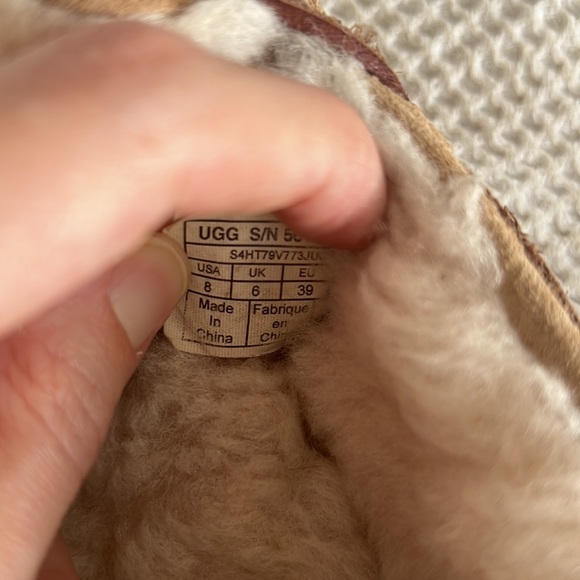 UGG DAKOTA moccasin slippers chestnut colour - Picture 6 of 6